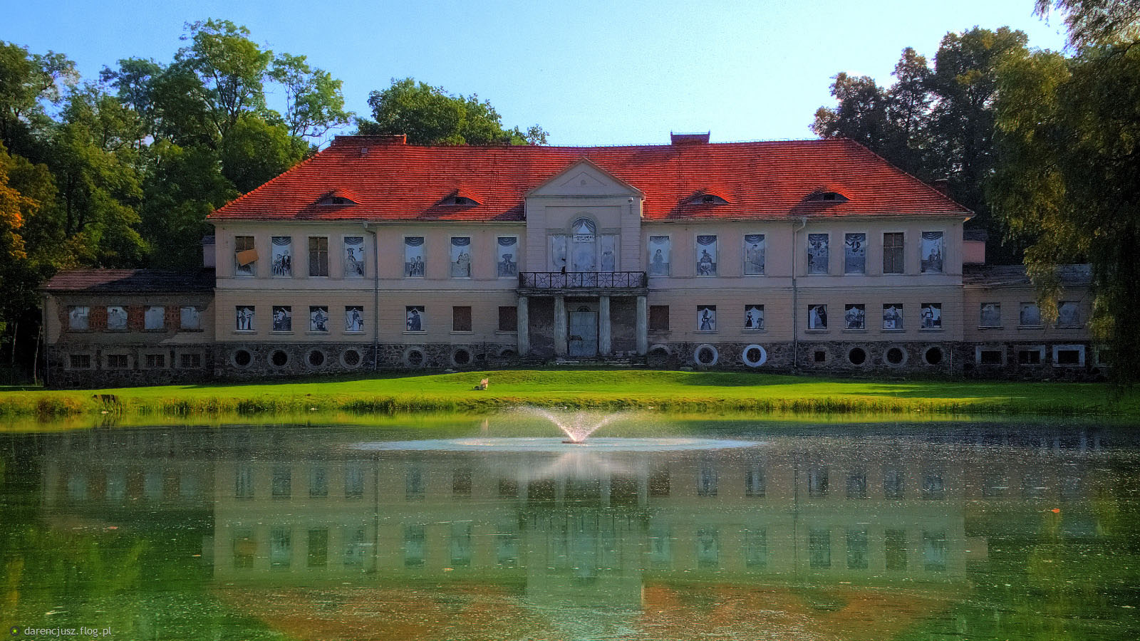 Posiadłości minionych lat | Nadworni.pl