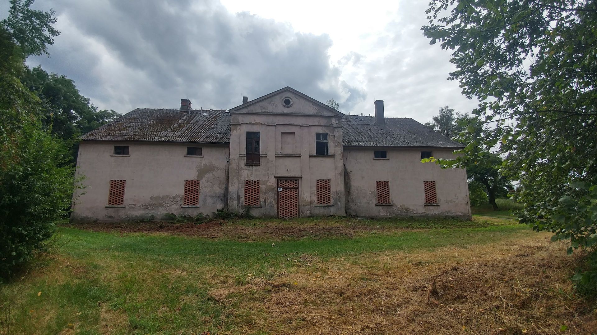 Posiadłości minionych lat | Nadworni.pl